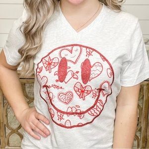 Bella Canvas All Smiles Medium NWT Graphic Tee